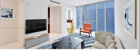 300 Biscayne Blvd Way, Miami, FL 33131