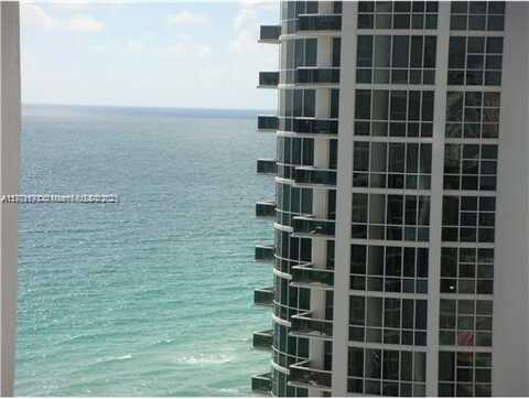 18201 Collins Ave, Sunny Isles Beach, FL 33160