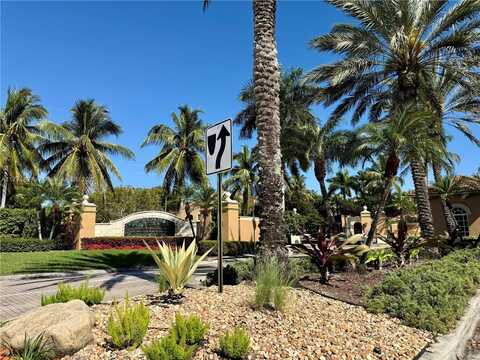 7920 N Nob Hill Rd, Tamarac, FL 33321
