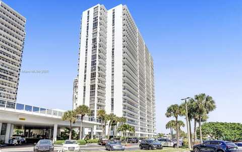 20505 E Country Club Dr, Aventura, FL 33180
