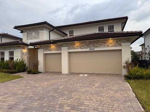 12303 SW 44th St, Davie, FL 33330