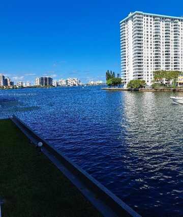 4000 NE 169th St, North Miami Beach, FL 33160