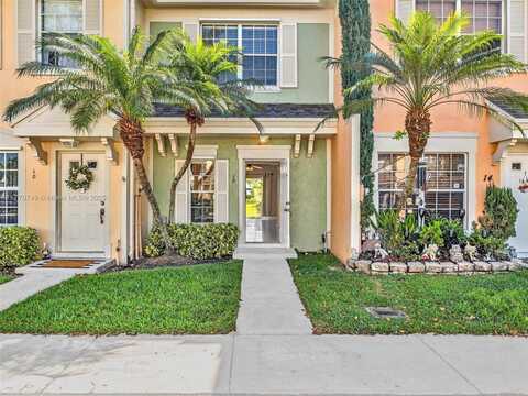 12 Simonton Cir, Weston, FL 33326