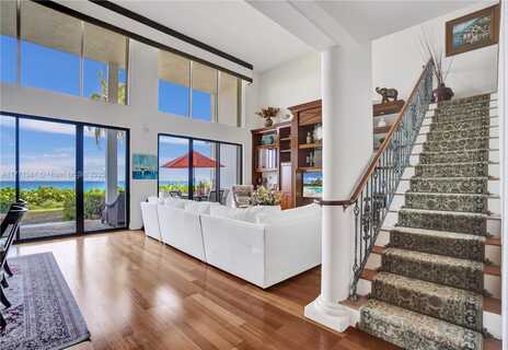 2000 N Ocean Blvd, Boca Raton, FL 33431