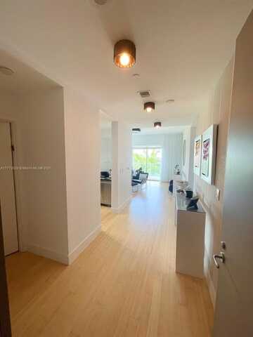undefined, Miami Beach, FL 33141