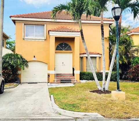 11405 Lakeview Dr, Coral Springs, FL 33071