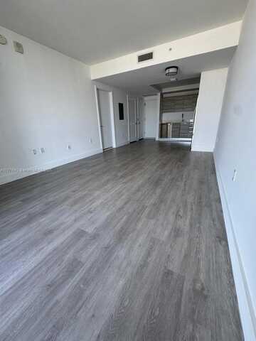 121 NE 34th St, Miami, FL 33137