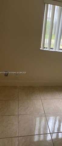 undefined, Lauderhill, FL 33319
