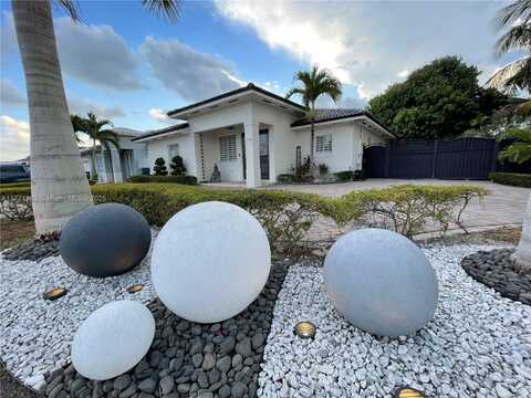19980 NW 78th Path, Hialeah, FL 33015
