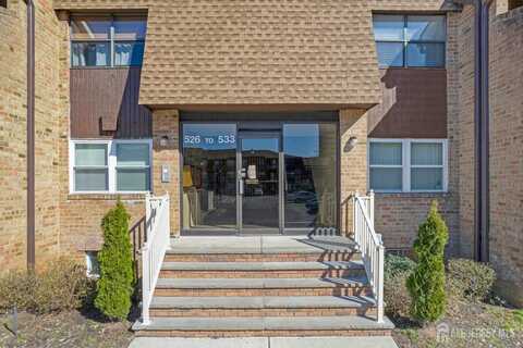 529 Sharon Garden Court, Woodbridge, NJ 07095