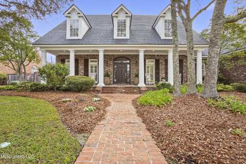 16 Lawrence Place, Gulfport, MS 39507
