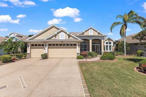 8809 BEACON HILL AVENUE, MOUNT DORA, FL 32757