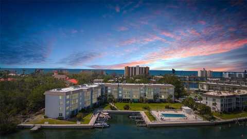 600 SUTTON PLACE, LONGBOAT KEY, FL 34228