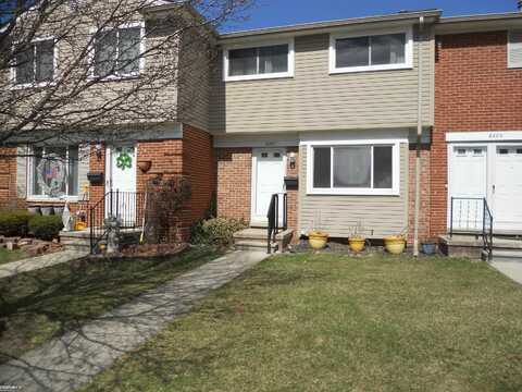 8207 FARNUM, Warren, MI 48093