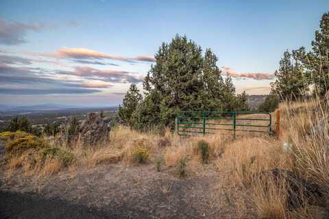 7584 SE Night Hawk Court, Prineville, OR 97754