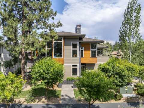 62734 Mt Hood Drive, Bend, OR 97703