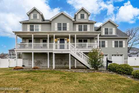 728 Brook Avenue, Union Beach, NJ 07735