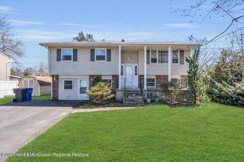 815 Royal Lane, Toms River, NJ 08753