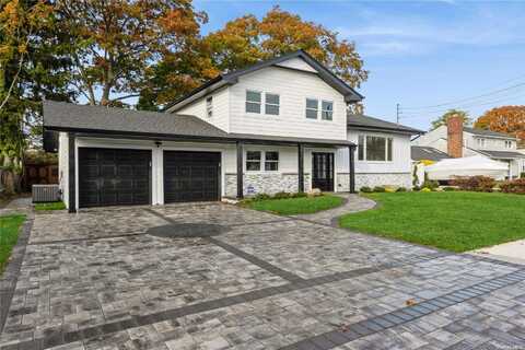 21 S Merrick Road, Massapequa, NY 11758