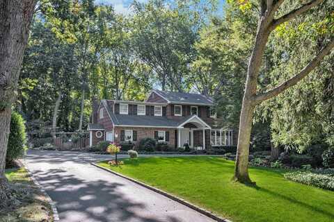 87 McCulloch Drive, Dix Hills, NY 11746