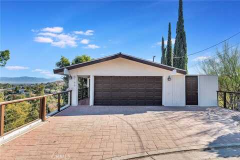 5160 Medina Road, Woodland Hills, CA 91364