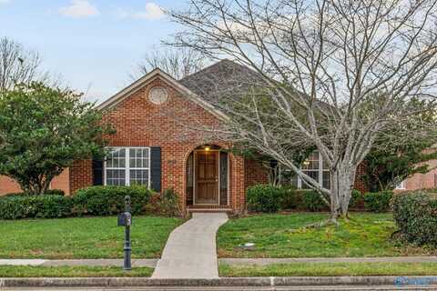 3112 Waterman Drive SE, Owens Cross Roads, AL 35763