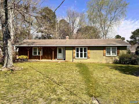 133 Plainview Drive SE, Owens Cross Roads, AL 35763