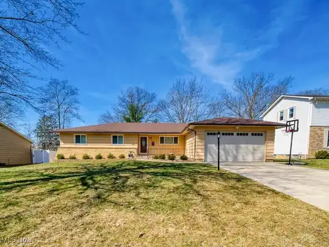 7514 Wake Robin Drive, Parma, OH 44130