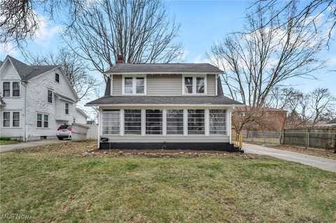 829 Crestview Ave, Akron, OH 44320