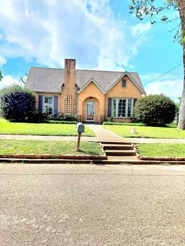 208 E. Livingston St., San Augustine, TX 75972