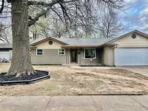 212 W 17th Street, Owasso, OK 74055
