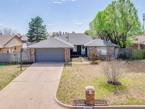 12028 Larkdale Drive, Yukon, OK 73099