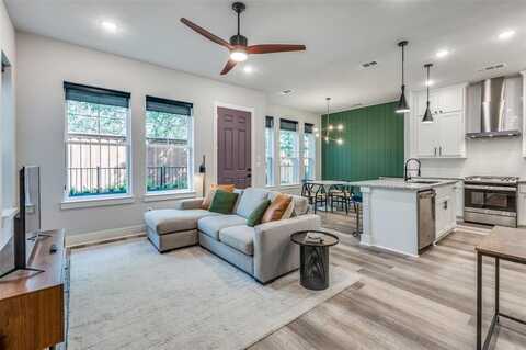 4928 Hidden Grove Drive, Fort Worth, TX 76114
