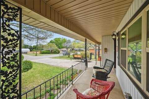 6316 Circle Trail, Lake Worth, TX 76135