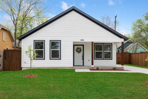 1104 E Cannon Street, Fort Worth, TX 76104