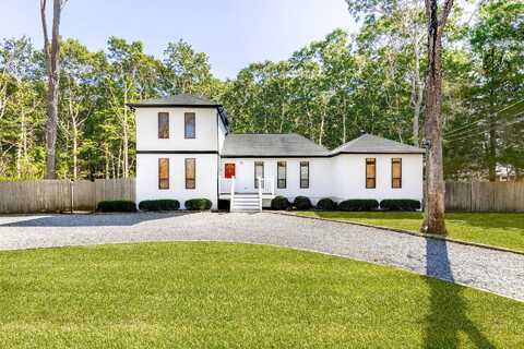 51 Sherwood Lane, East Hampton, NY 11937
