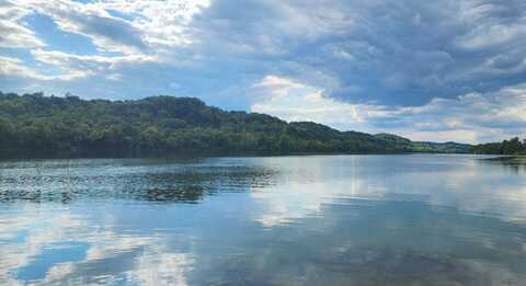 Robinhood Road, Washington, WV 26181