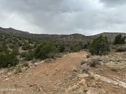 313 Se Old Deputy Shortline, Ash Fork, AZ 86320