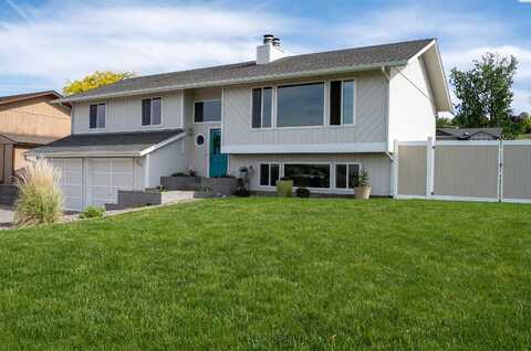 625 NW Crescent, Sunnyside, WA 98944