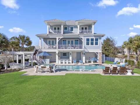 4029 Landfall Dr, Pensacola, FL 32507