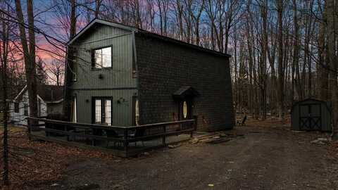 1150 Country Place Drive, Tobyhanna, PA 18466