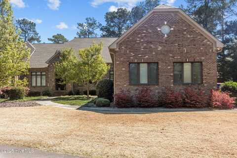 1 Windsor Terrace, Pinehurst, NC 28374