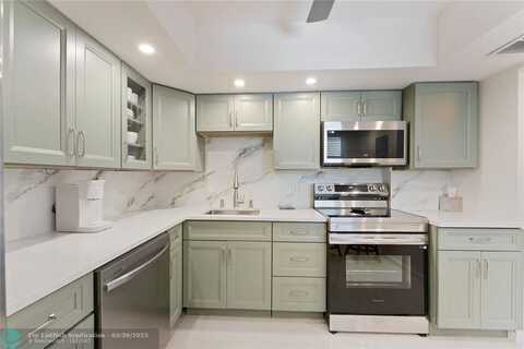 6100 S Falls Circle Dr, Lauderhill, FL 33319