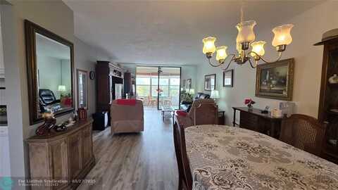 2871 Somerset Dr, Lauderdale Lakes, FL 33311