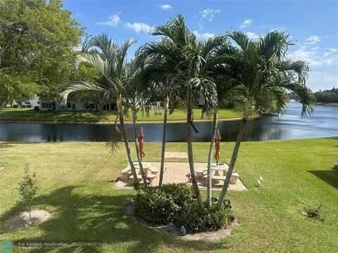 286 Ventnor S, Deerfield Beach, FL 33442