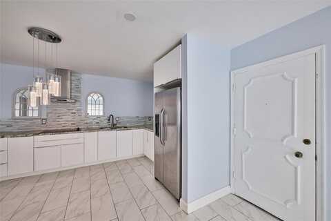 5720 NE 22nd Way, Fort Lauderdale, FL 33308