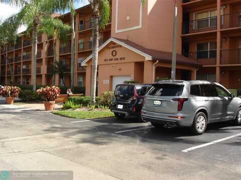 571 SW 142 Ave, Pembroke Pines, FL 33027