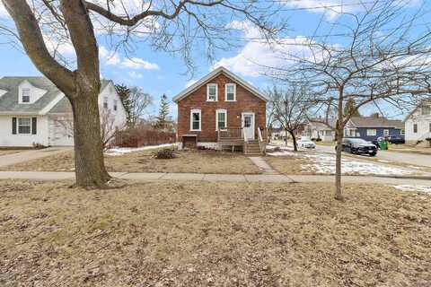 132 OAK Street, GREEN BAY, WI 54303