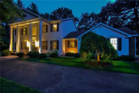 3736 Forest Knoll Drive, Eau Claire, WI 54701