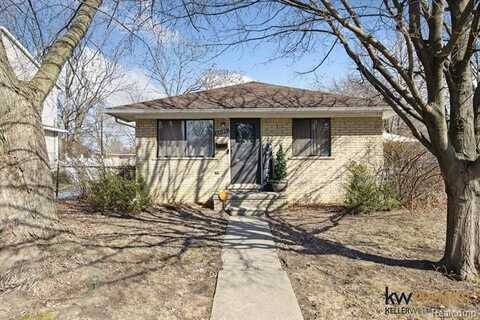 22180 Boulder Avenue, Eastpointe, MI 48021